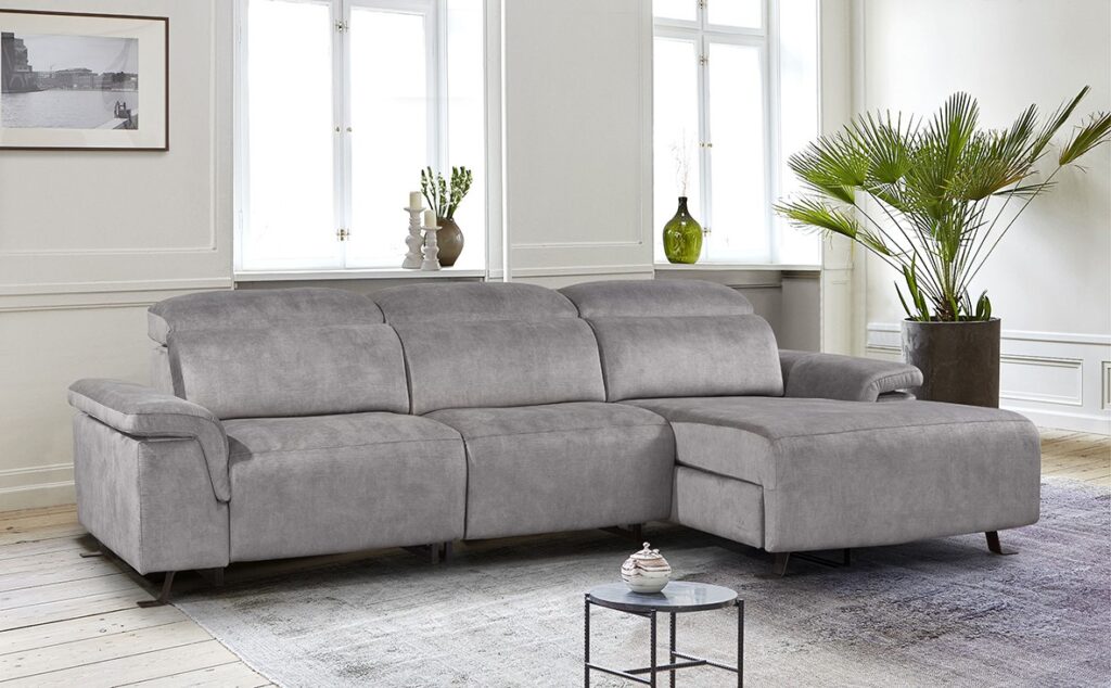 Sofá color gris Lumar de Dvives Sucesores